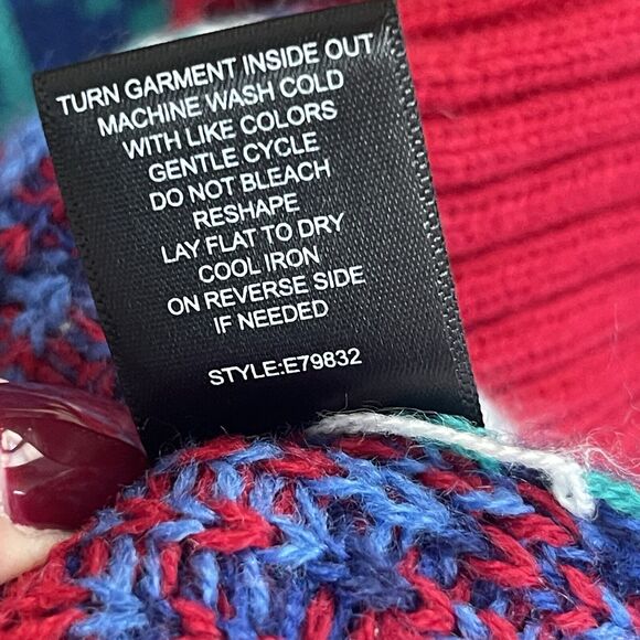 Blizzard Bay Christmas Sweater Mens Large Fair Isle Shark Ugly Sweater Party - Picture 7 of 11